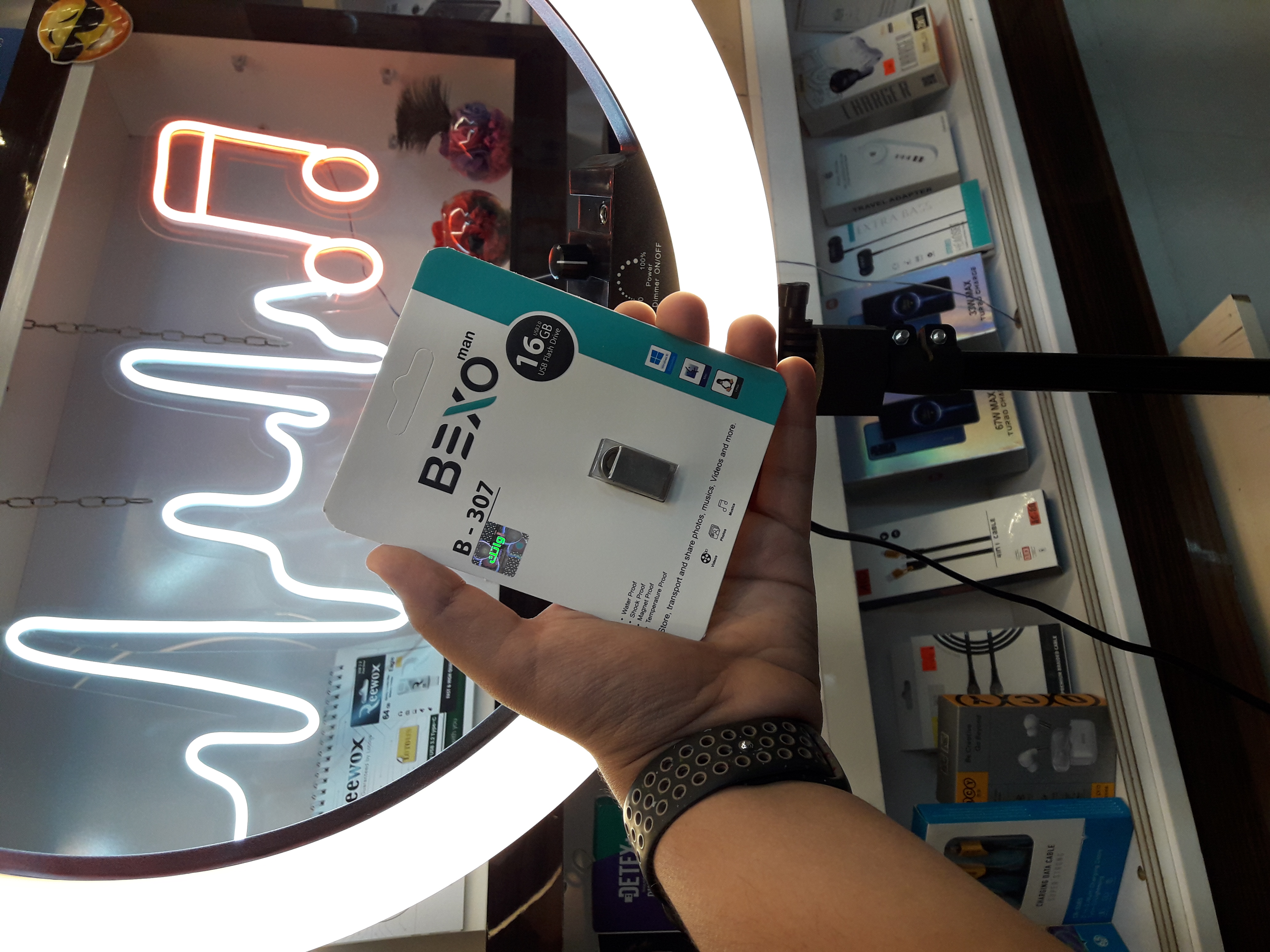 فلش مموری B-307 USB 2 BEXO ظرفیت 16 گیگابایت