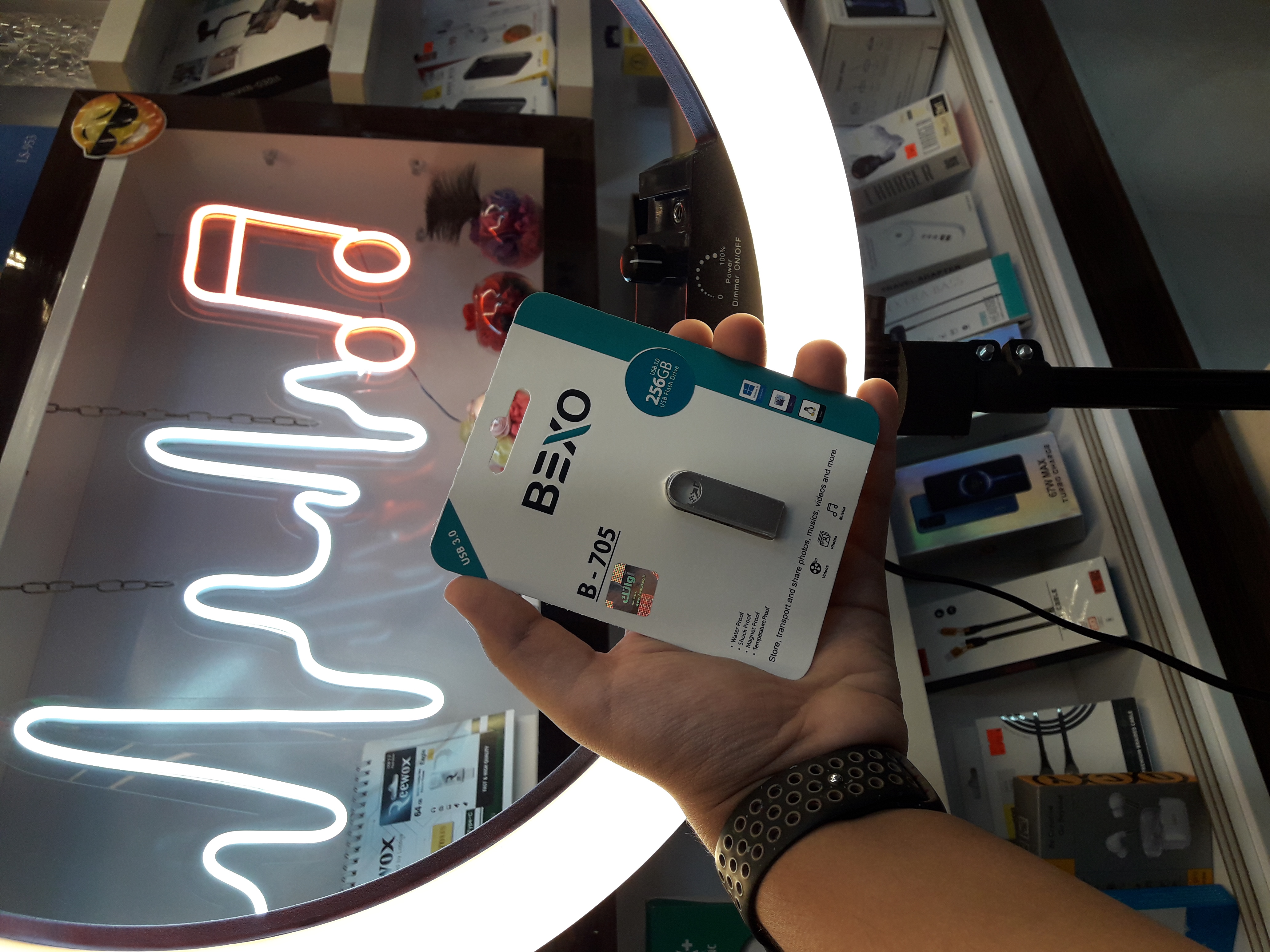 فلش مموری B-705 USB 3 BEXO ظرفیت 256 گیگابایت